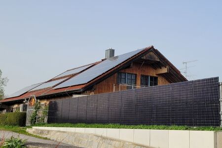 PV-Zaun in Oberalteich